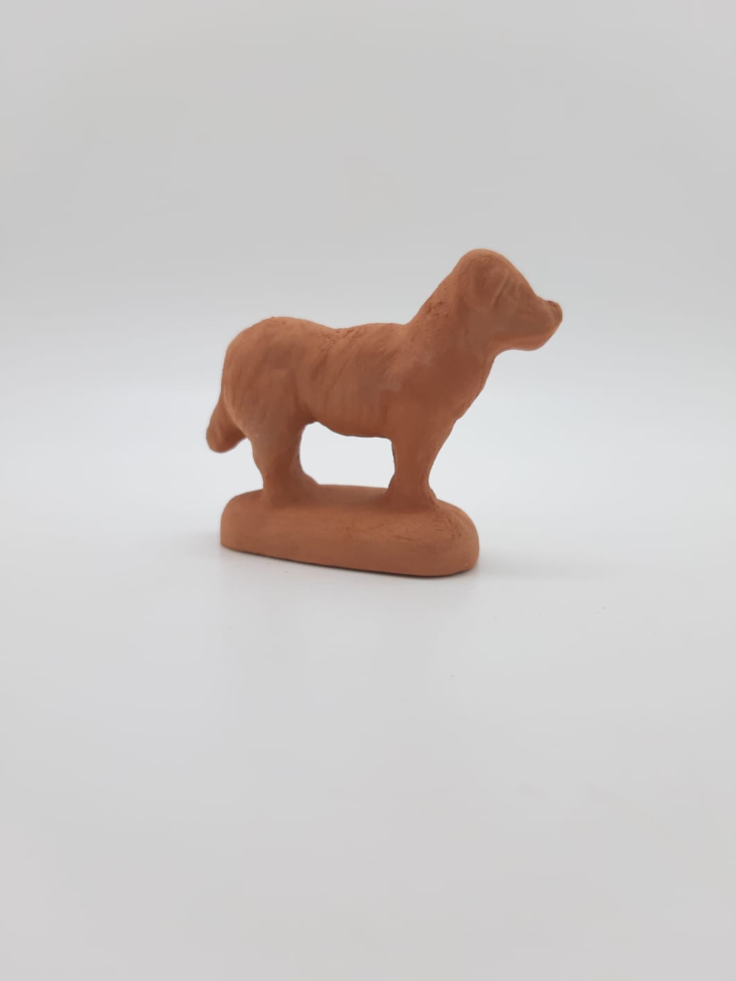 Chien debout